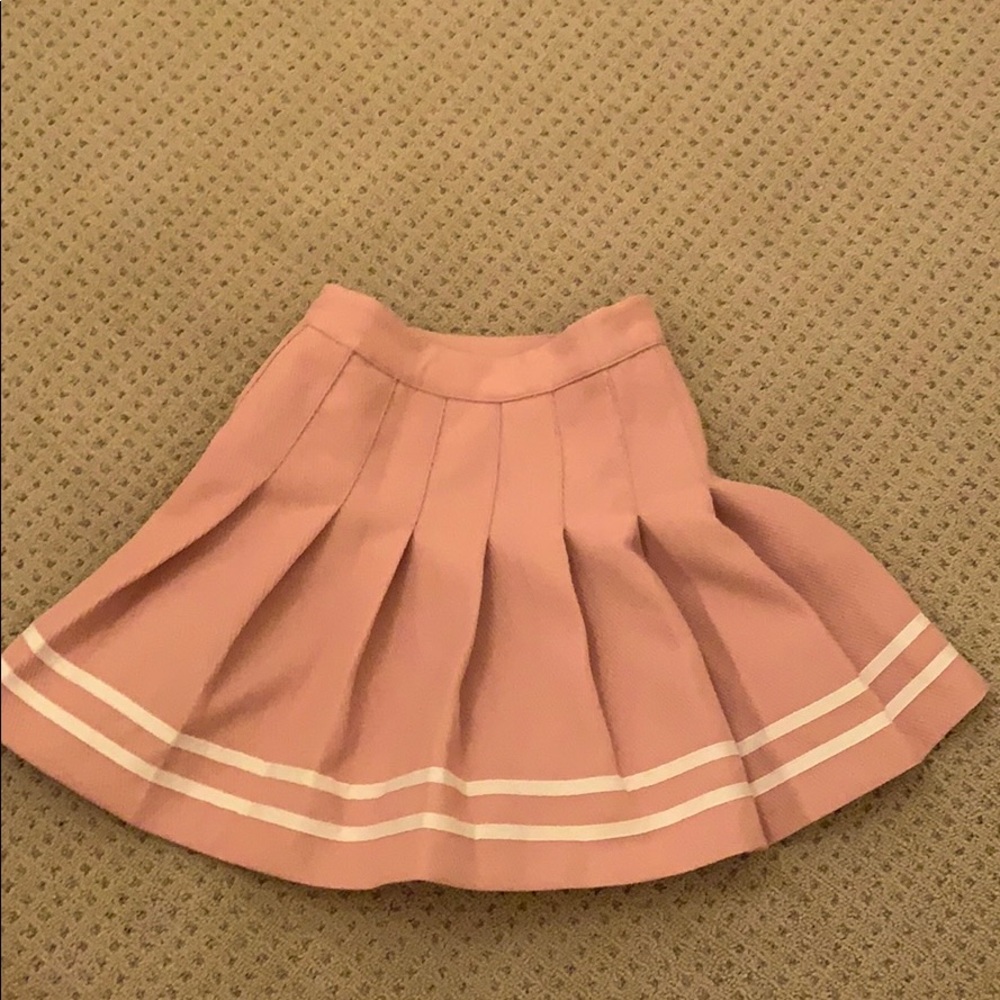 H&M// pleated skirt